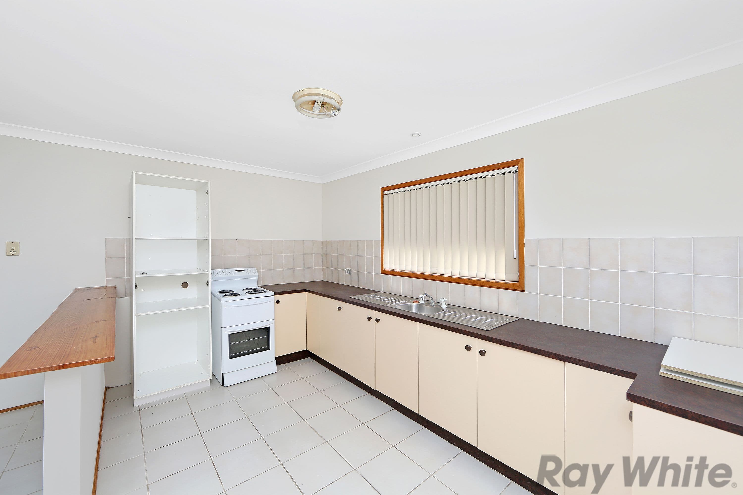 41 Delia Avenue, Budgewoi - Thumbnail 2