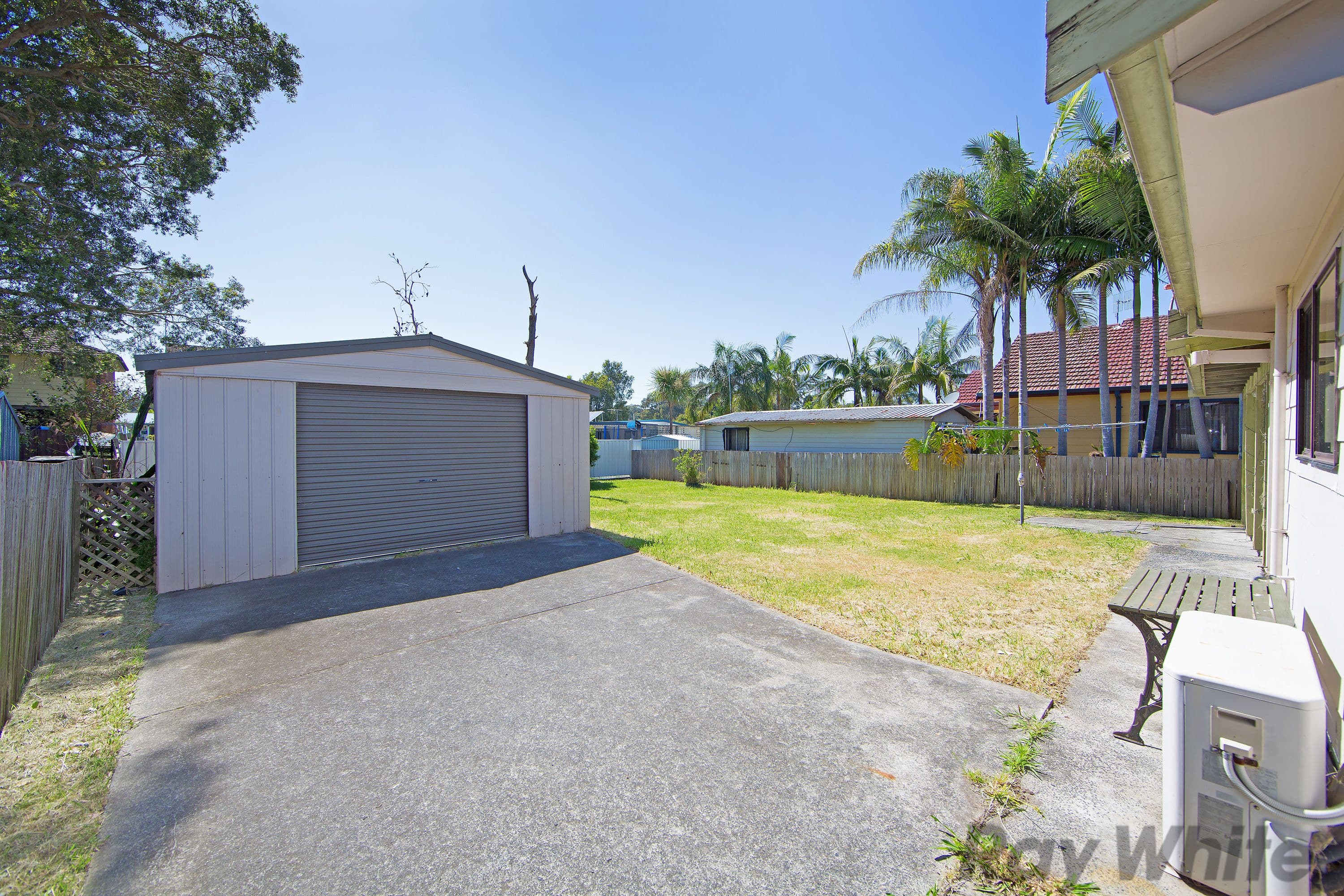 41 Delia Avenue, Budgewoi - Thumbnail 3
