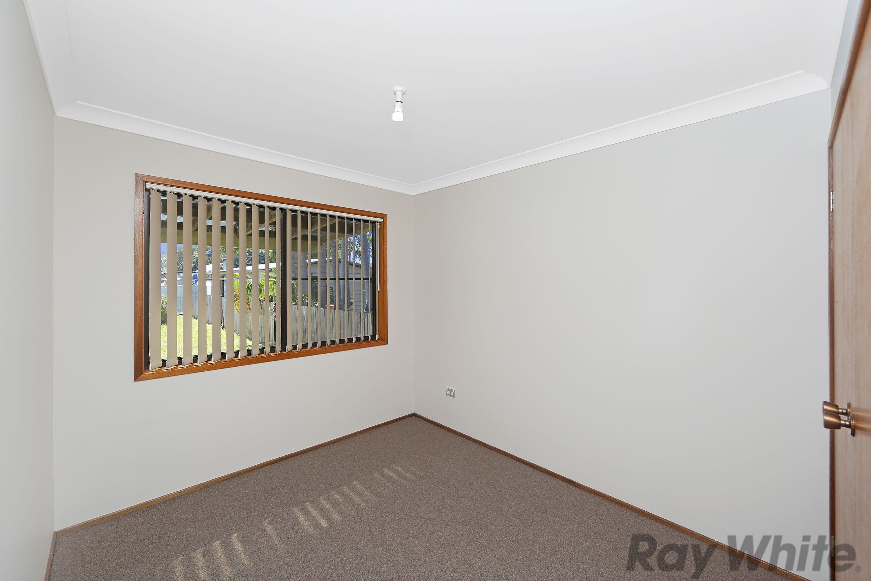 41 Delia Avenue, Budgewoi - Thumbnail 6