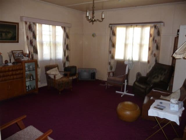 13 Warwick Street, HARRISTOWN QLD 4350, Harristown - Thumbnail 3