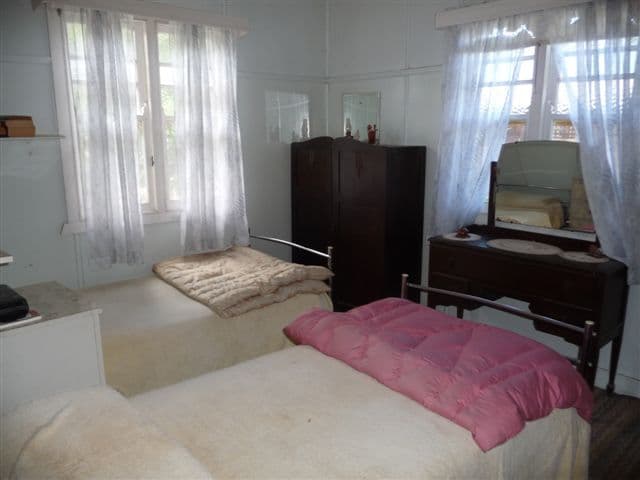 13 Warwick Street, HARRISTOWN QLD 4350, Harristown - Thumbnail 6
