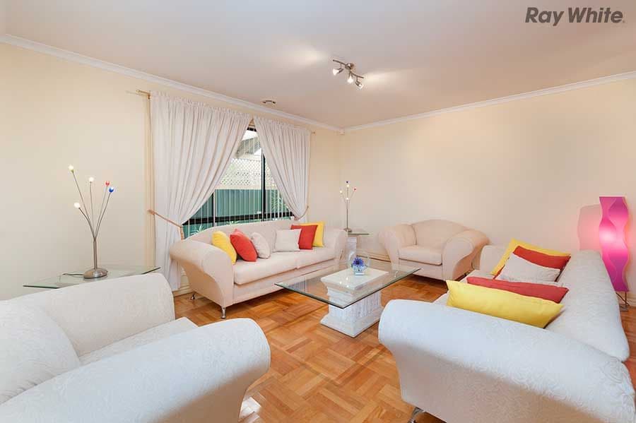 11 Flemming Avenue, Burnside VIC 3023, Burnside - Thumbnail 2