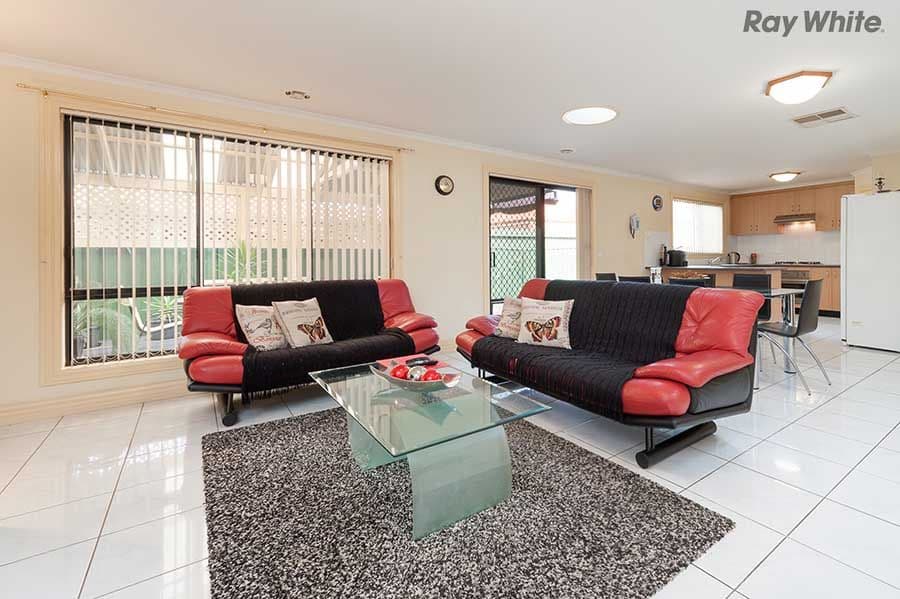11 Flemming Avenue, Burnside VIC 3023, Burnside - Thumbnail 5