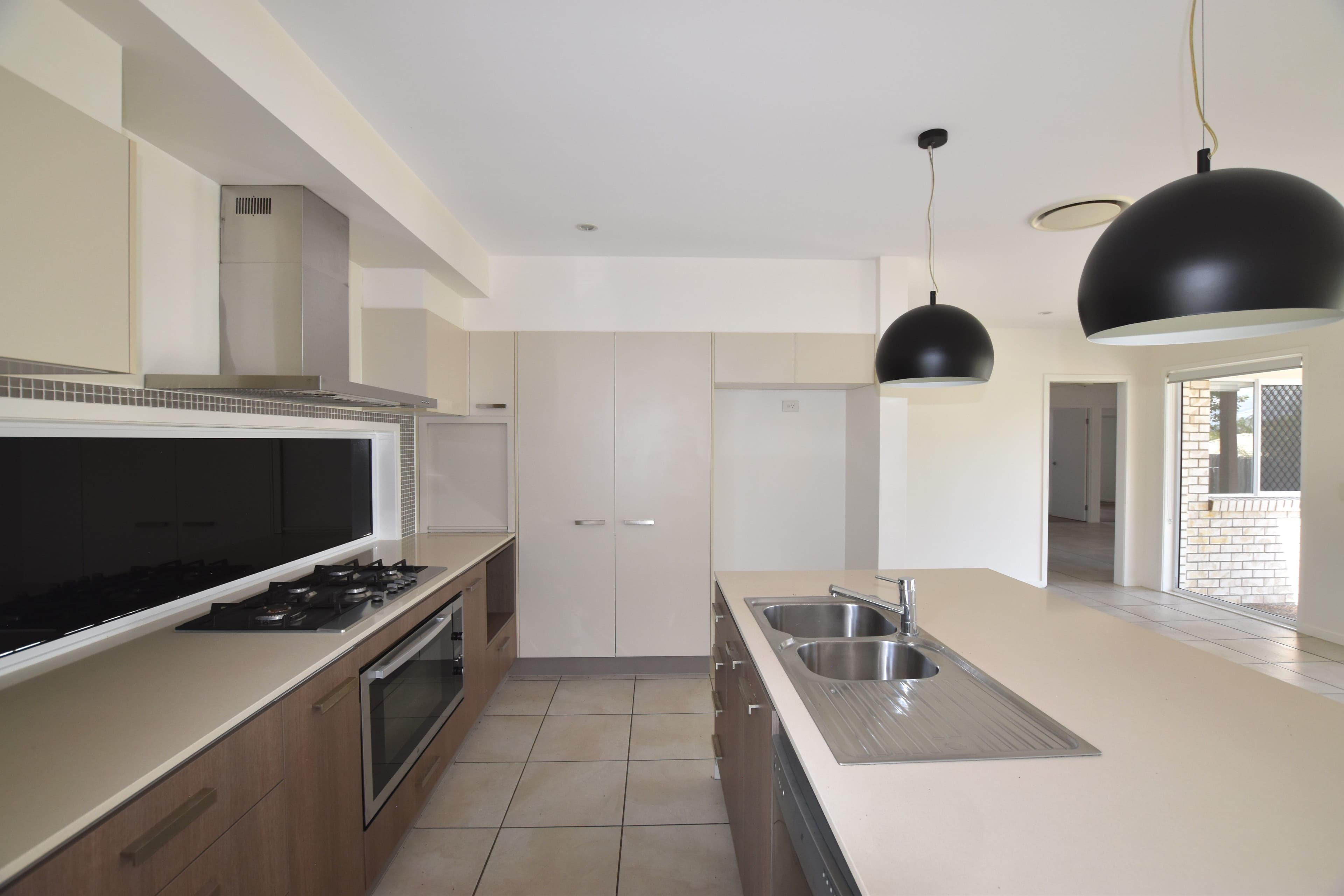 5 Florey Place, Kirkwood QLD 4680, Kirkwood - Thumbnail 6