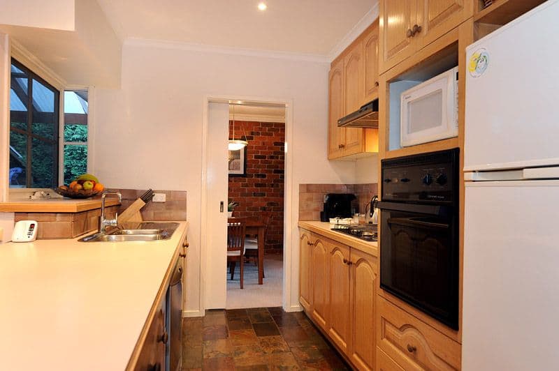 9 Figtree Grove, BAYSWATER VIC 3153, Bayswater - Thumbnail 4
