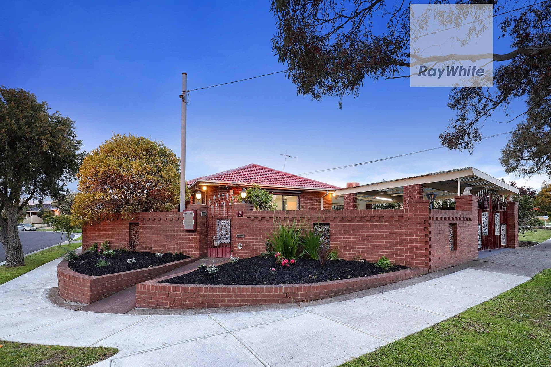 18 Dunfield Drive, Gladstone Park VIC 3043, Gladstone Park - Image 1