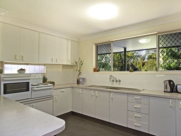 353 Adina Avenue, BILINGA QLD 4225, Bilinga - Thumbnail 4