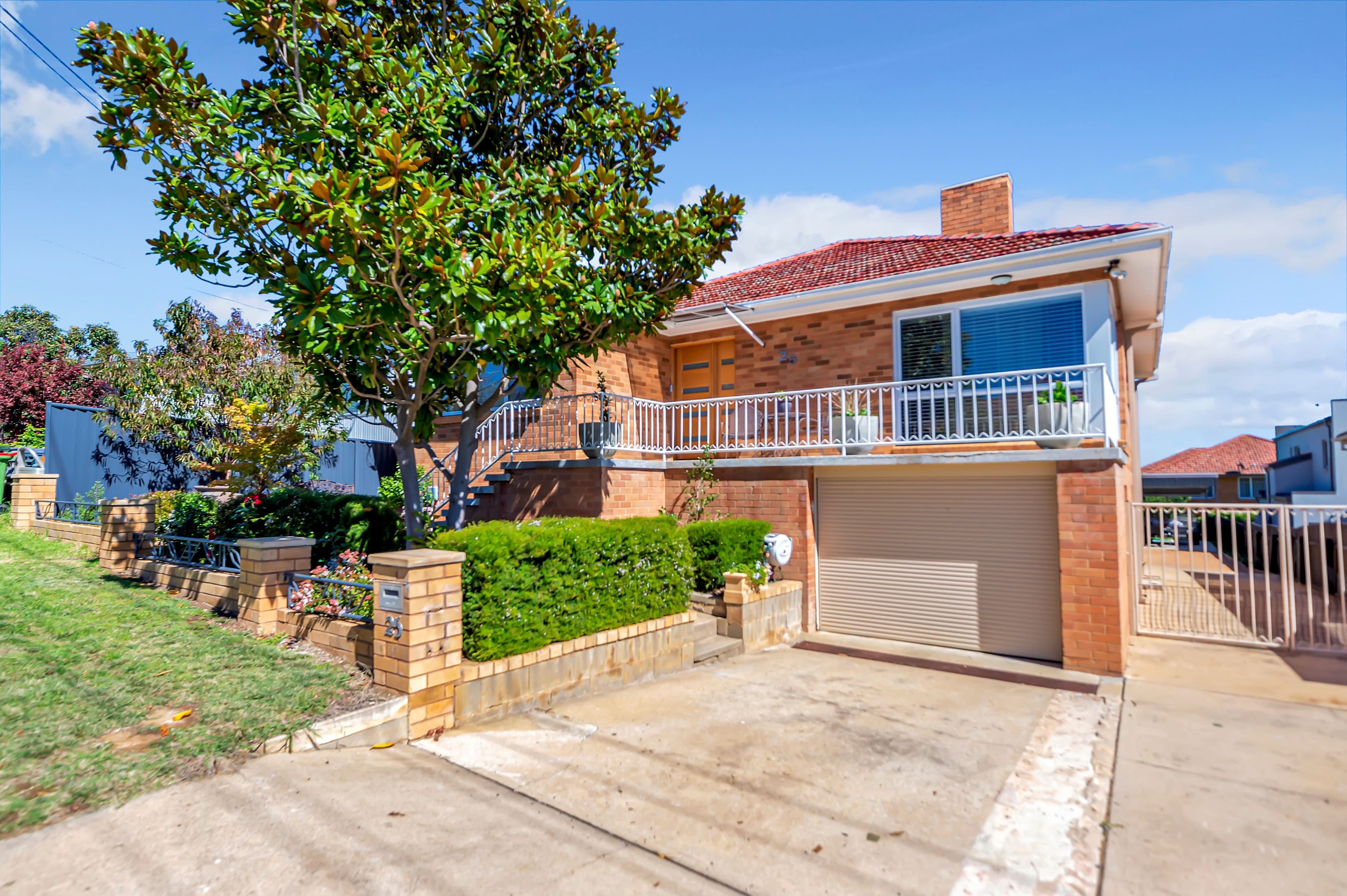 25 Frederick Street, Queanbeyan NSW 2620, Queanbeyan - Thumbnail 2