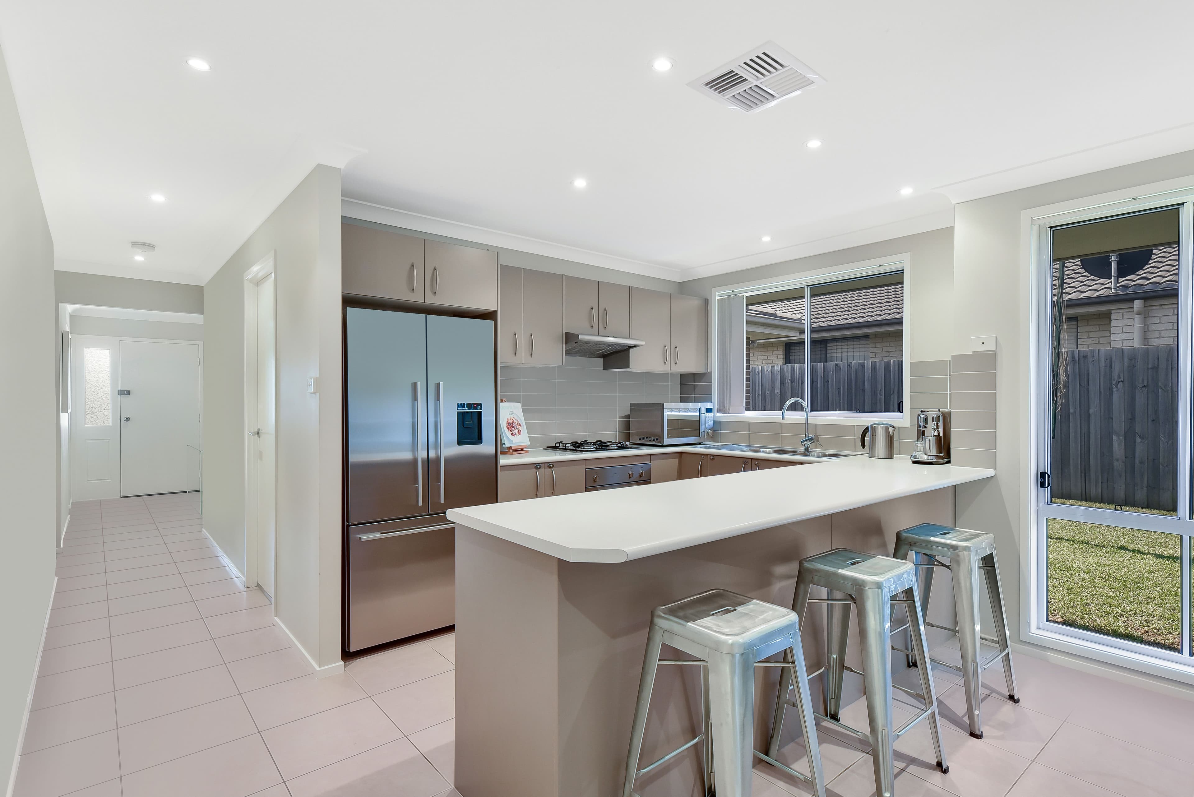 15 Tegel Street, Spring Farm - Thumbnail 2