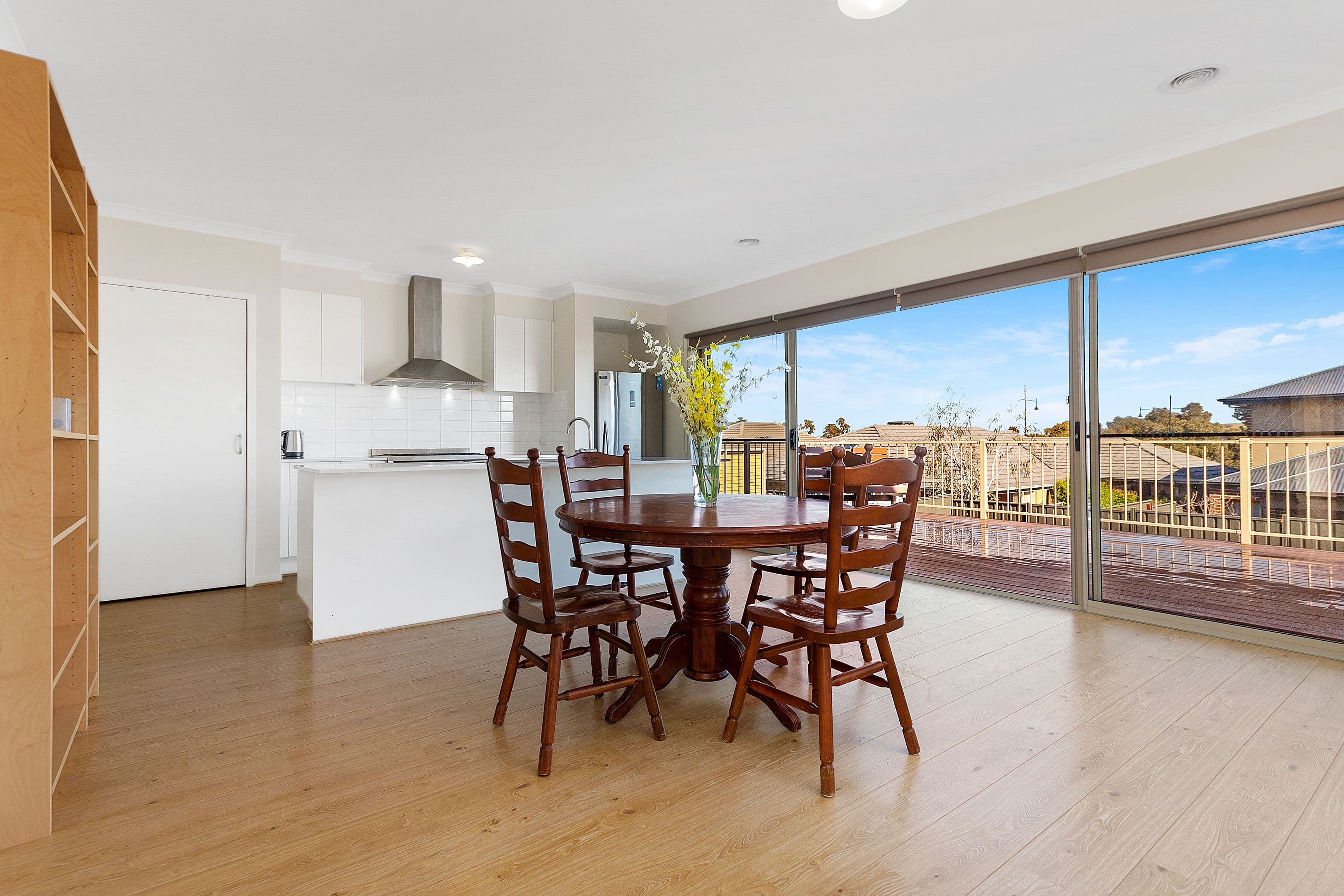 17 Ambridge Street, Mernda VIC 3754, Mernda - Thumbnail 3