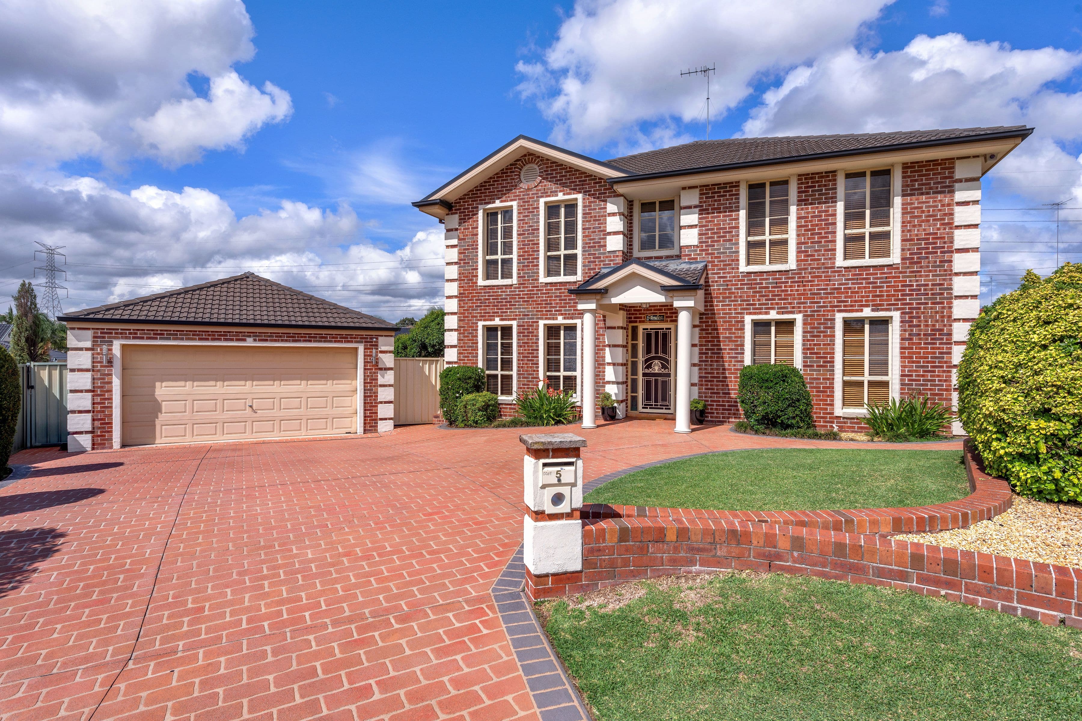 5 Isca Place, Glenmore Park - Image 1