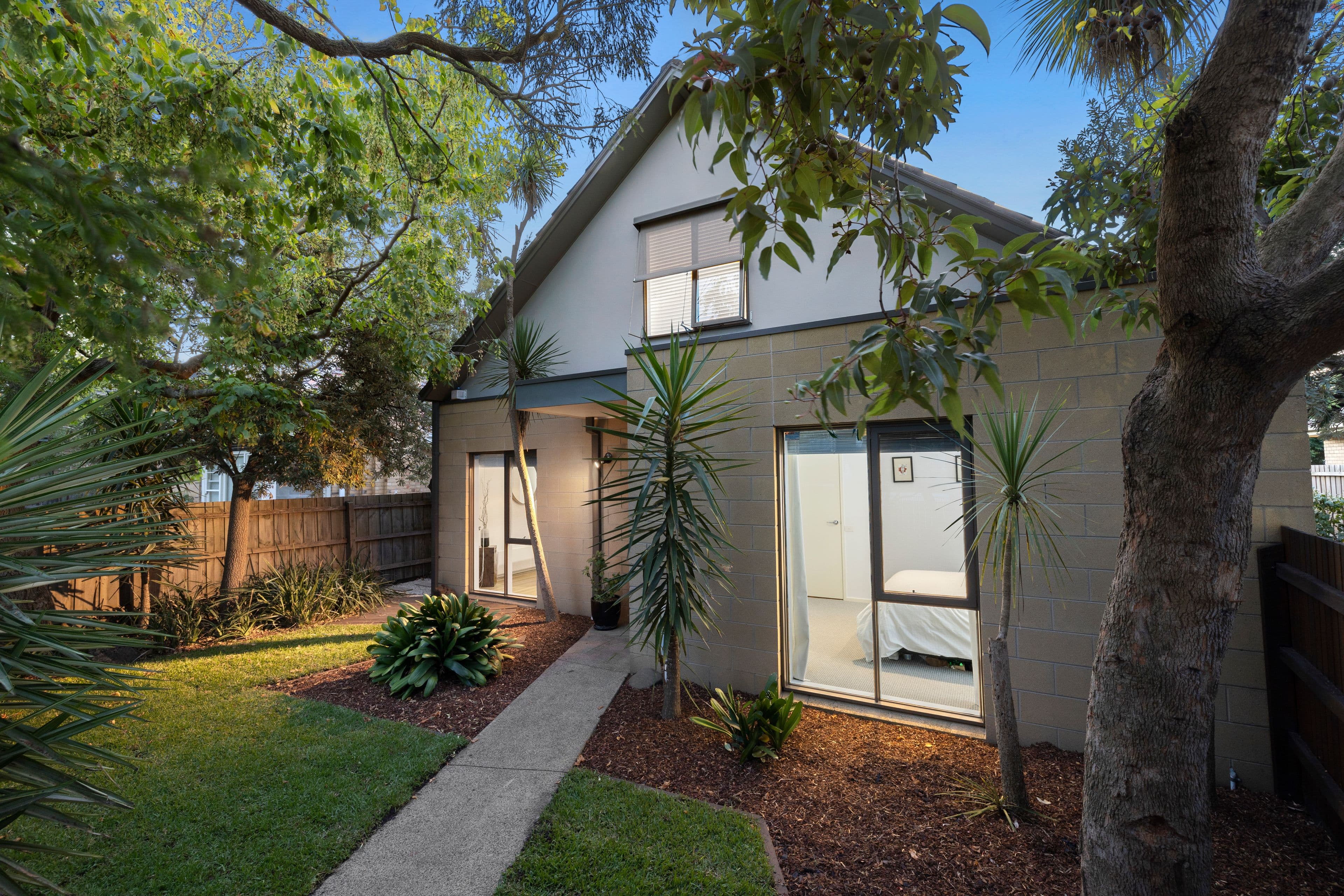 35 Fiddes Street, Moorabbin VIC 3189, Moorabbin - Image 1