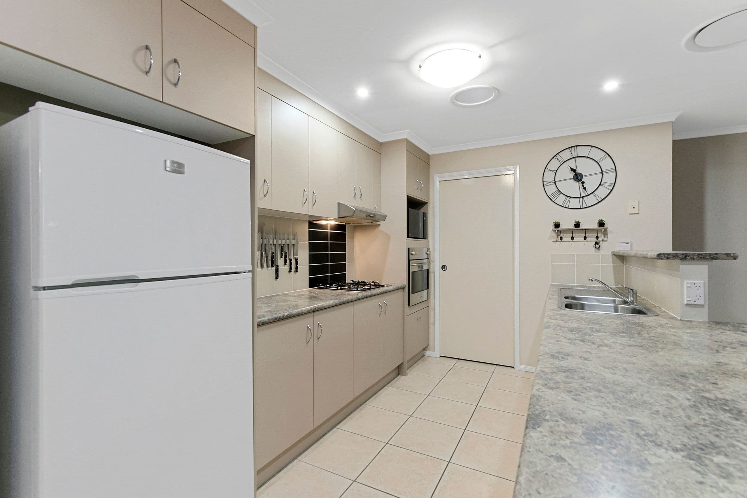 4 Cole Street, Redland Bay QLD 4165, Redland Bay - Thumbnail 8
