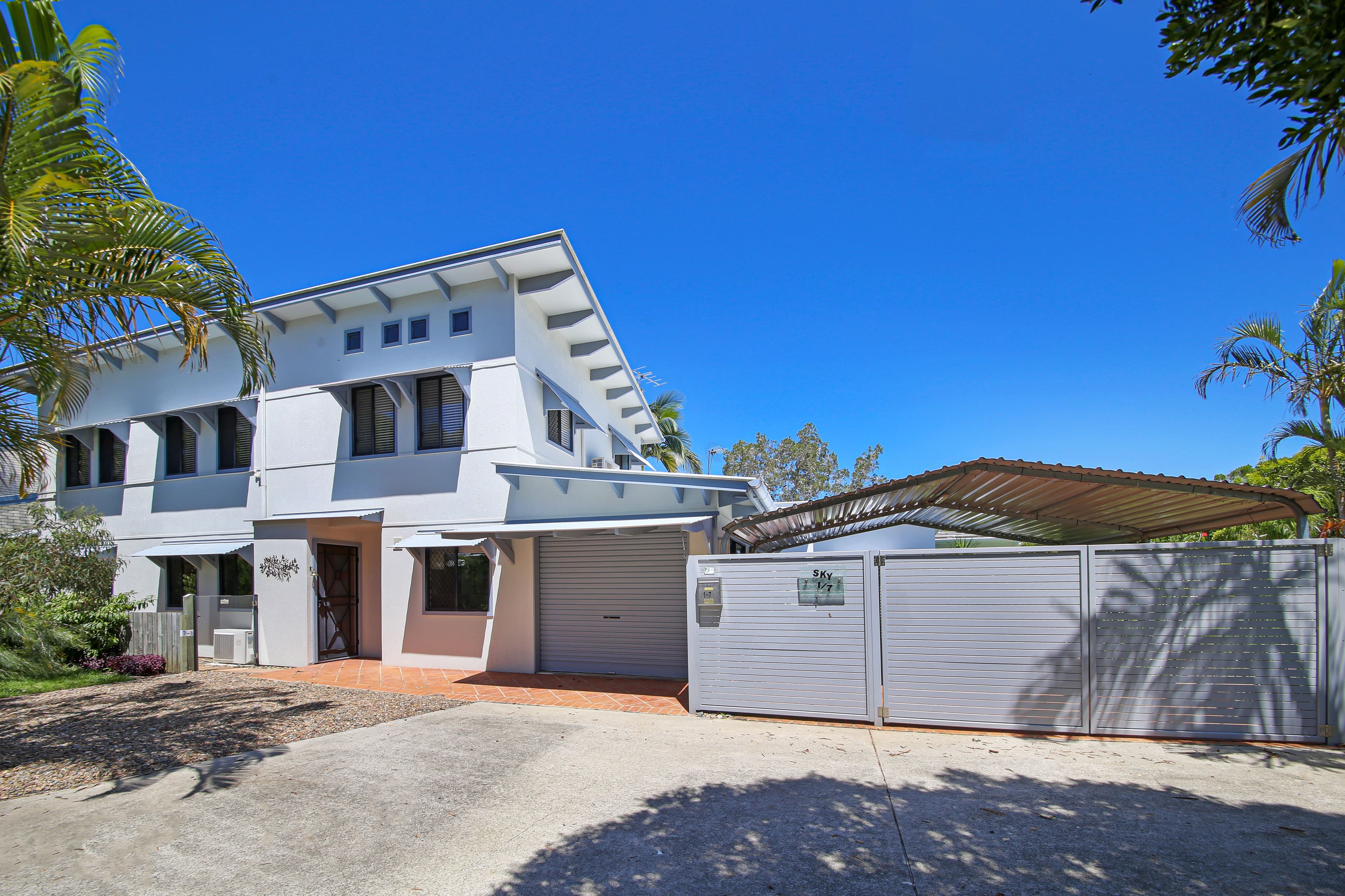 7 Roberts Street, Golden Beach QLD 4551, Golden Beach - Thumbnail 2