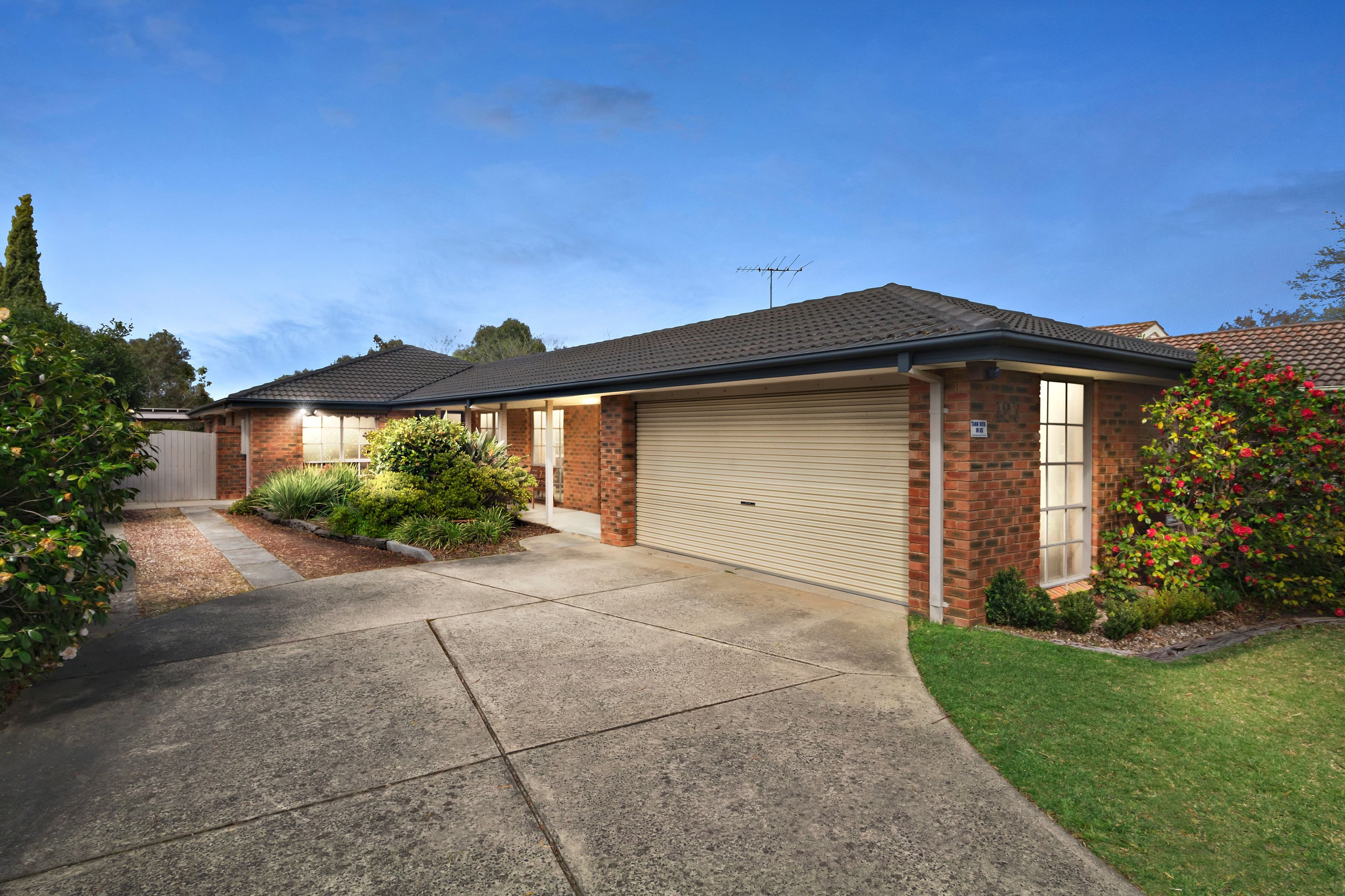 127 Aquarius Drive, Frankston VIC 3199, Frankston - Image 1