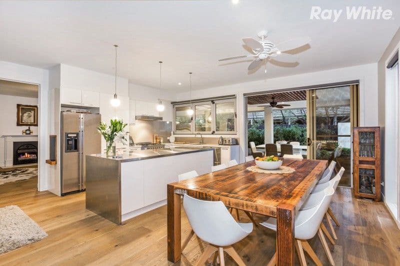 52 Fourth Street, Black Rock VIC 3193, Black Rock - Thumbnail 2