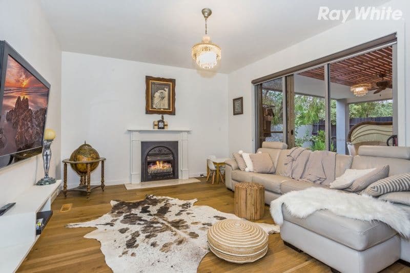 52 Fourth Street, Black Rock VIC 3193, Black Rock - Thumbnail 4