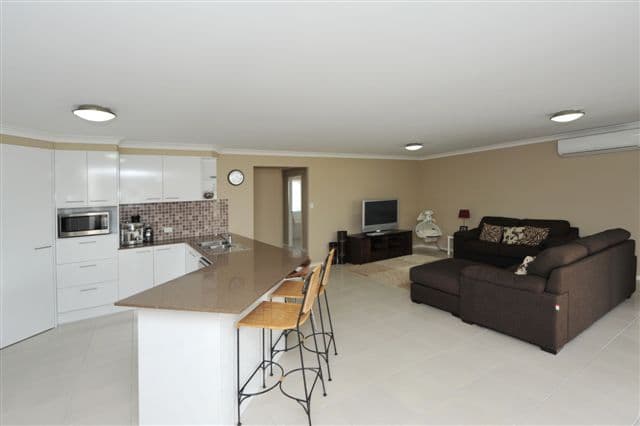 3 Rubie Court, WESTBROOK QLD 4350, Westbrook - Thumbnail 5