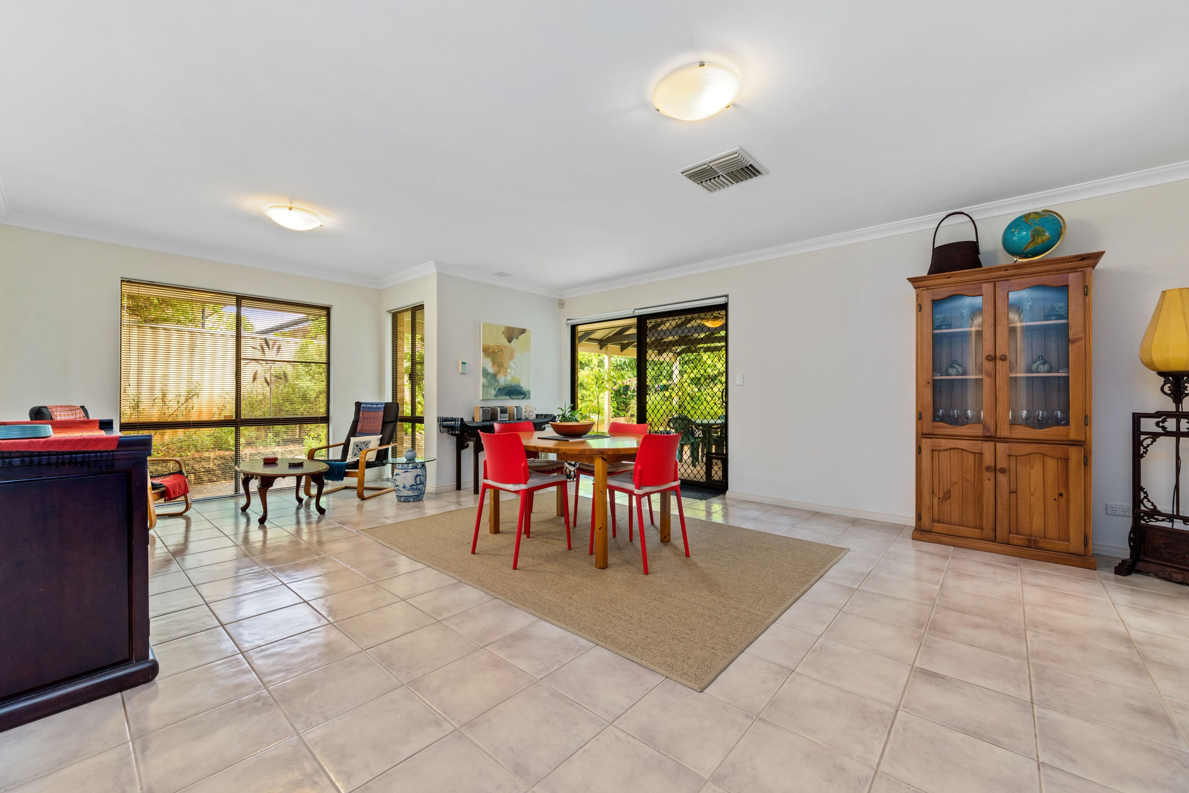 74 Cloister Avenue, Manning WA 6152, Manning - Thumbnail 7