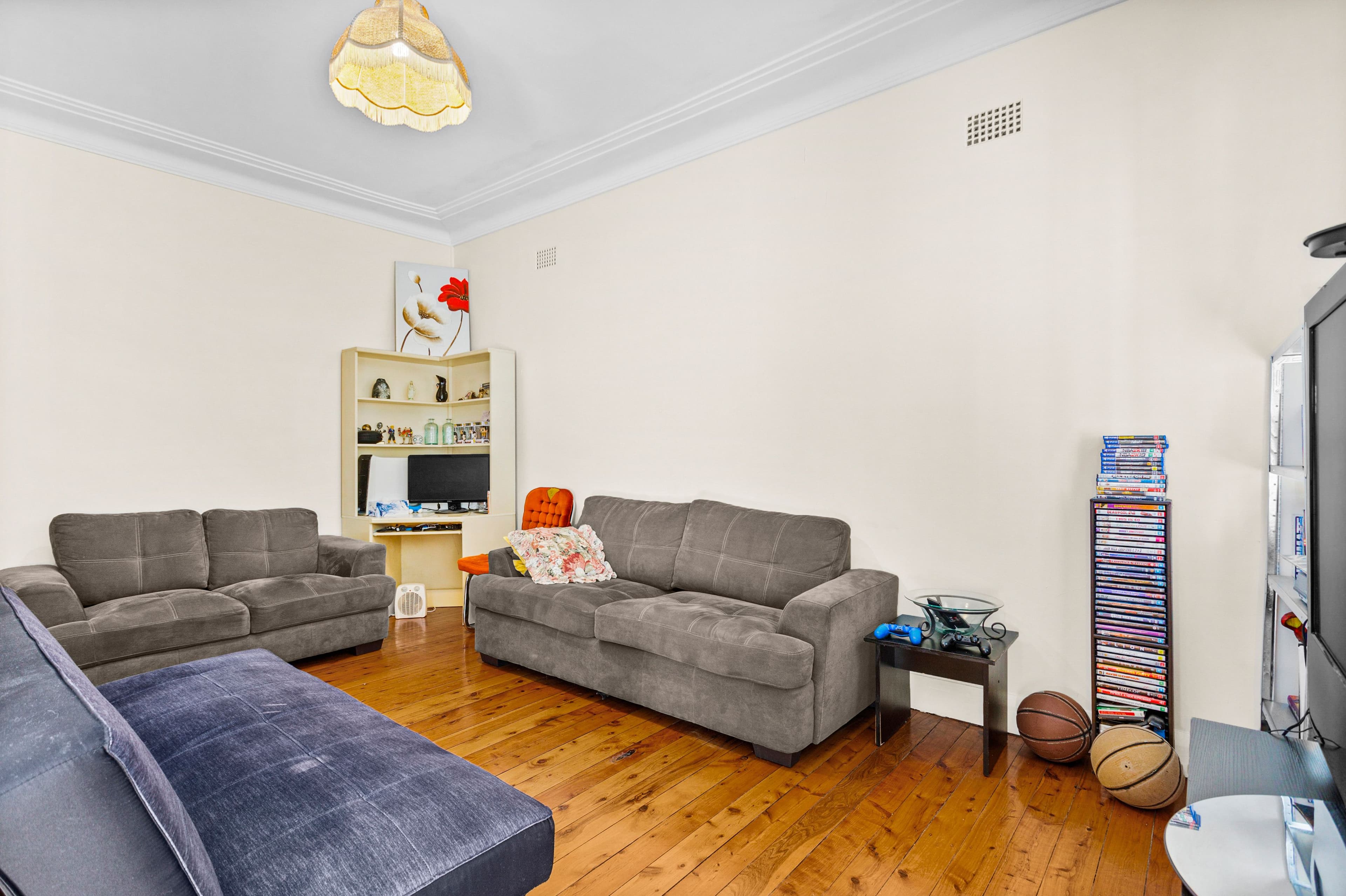 16 Dudley Street, Wollongong NSW 2500, Wollongong - Thumbnail 2