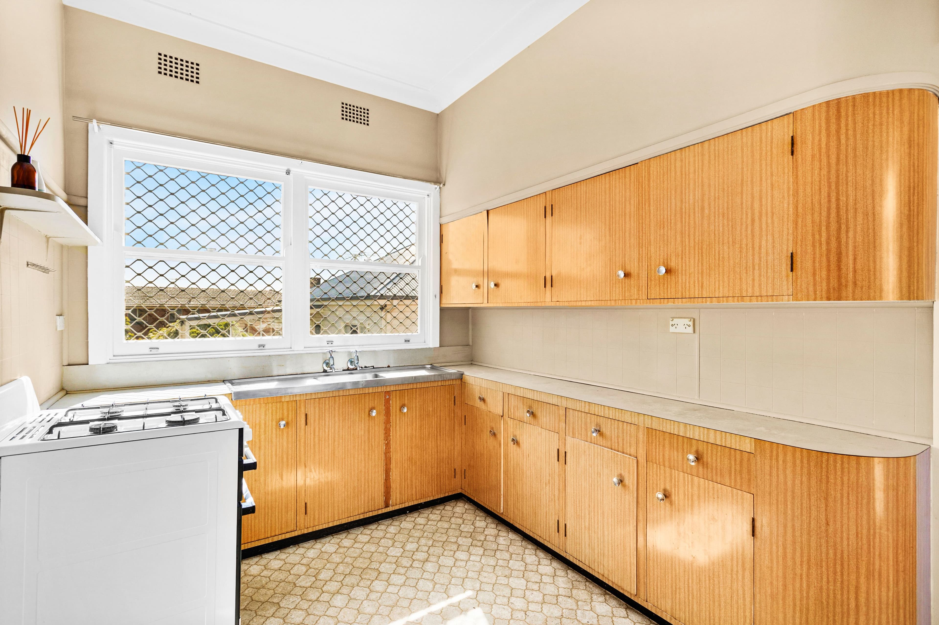 16 Dudley Street, Wollongong NSW 2500, Wollongong - Thumbnail 5