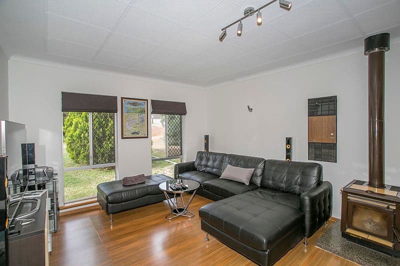 35 Orangedale Road, LESMURDIE WA 6076, Lesmurdie - Thumbnail 6