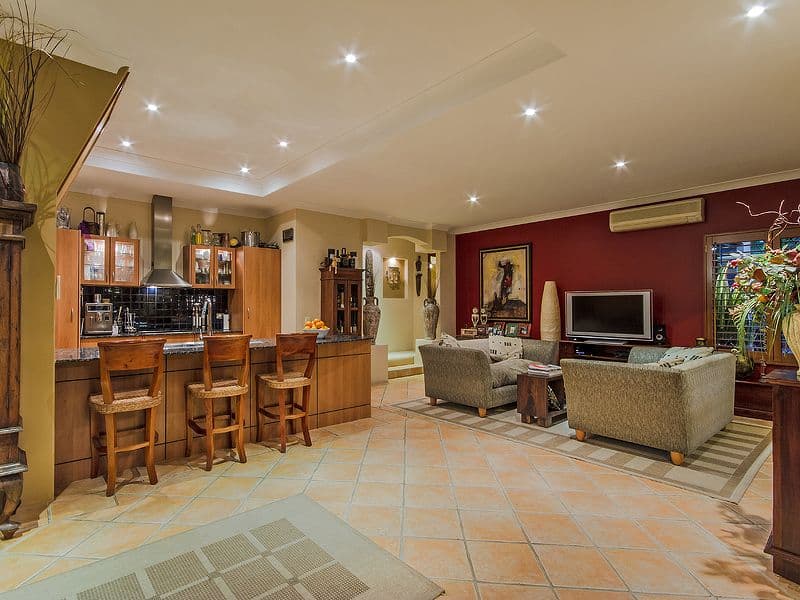 7 Wiltshire Drive, MUDGEERABA QLD 4213, Mudgeeraba - Thumbnail 5