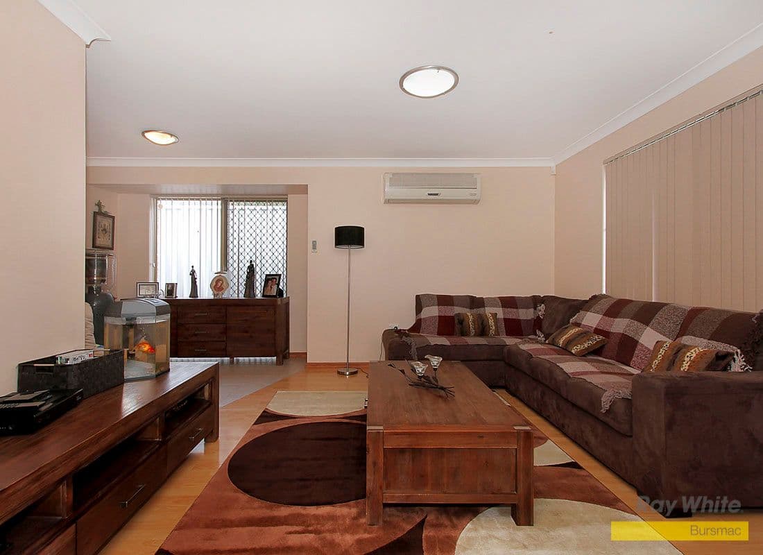 9 Augustus Way, MARANGAROO WA 6064, Marangaroo - Thumbnail 2