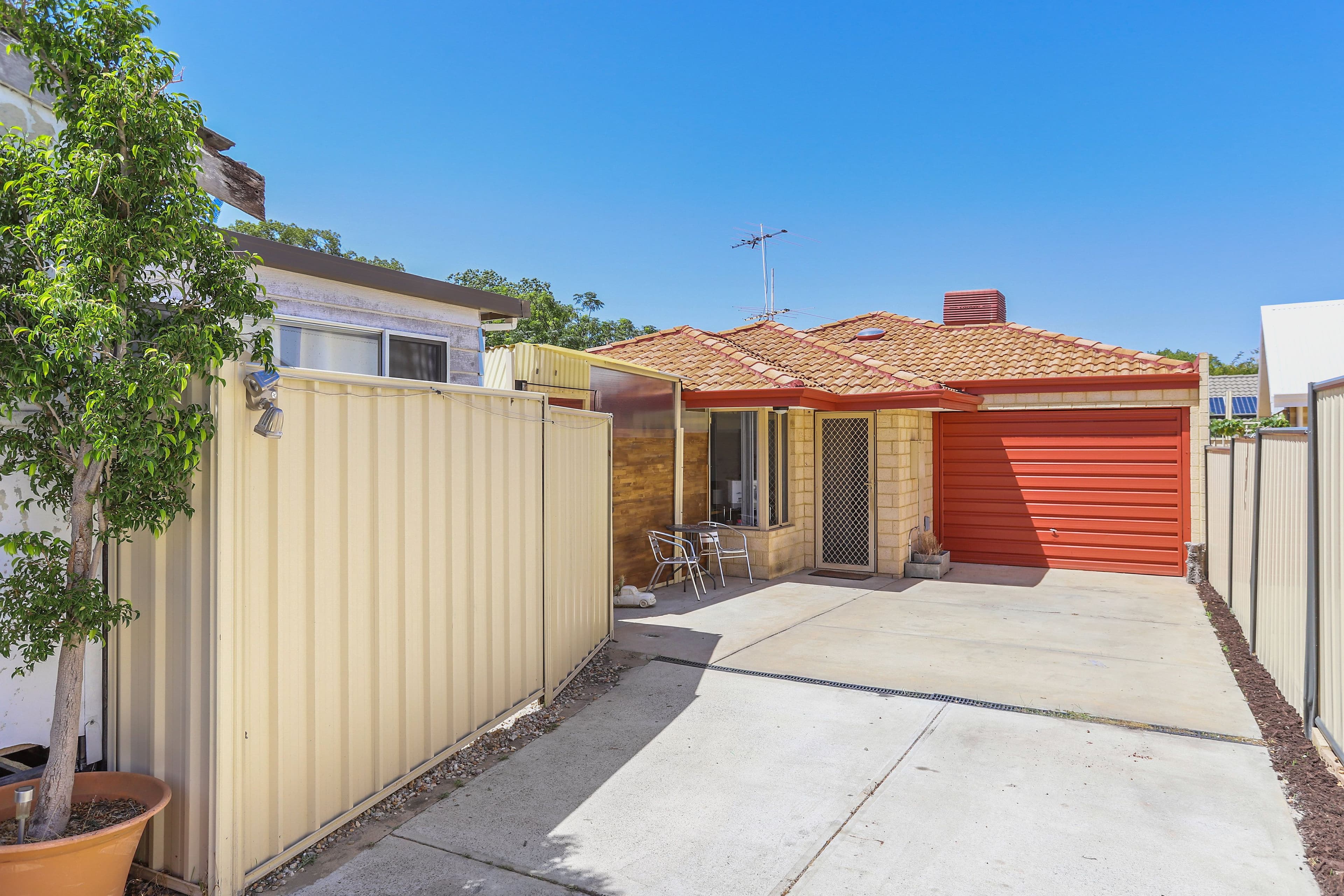 6 Reen Street, St James WA 6102, St James - Thumbnail 3