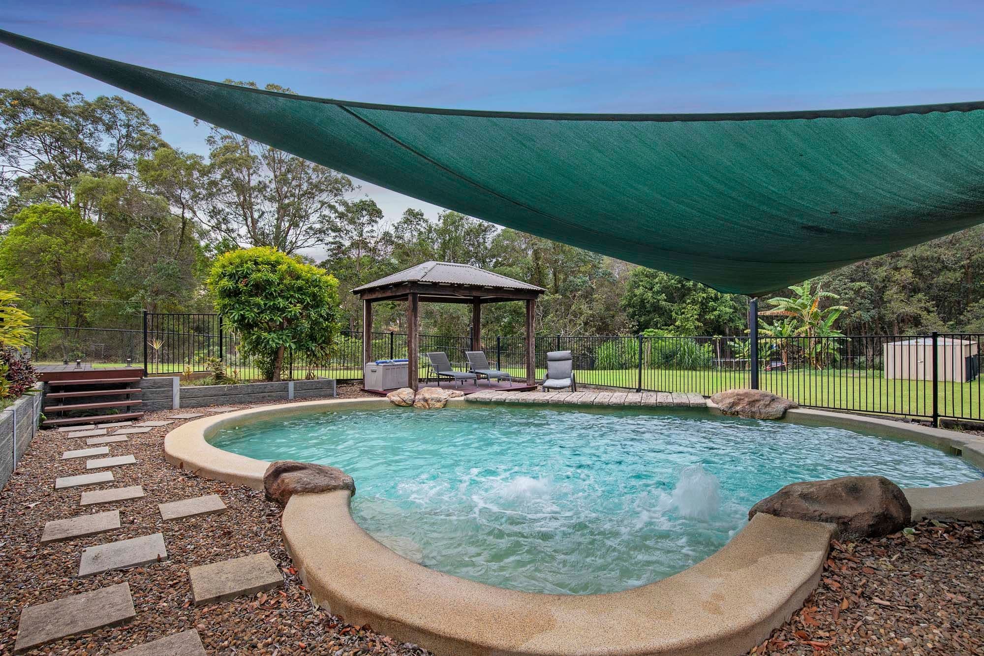 7 Bramwell Court, Cashmere QLD 4500, Cashmere - Thumbnail 2
