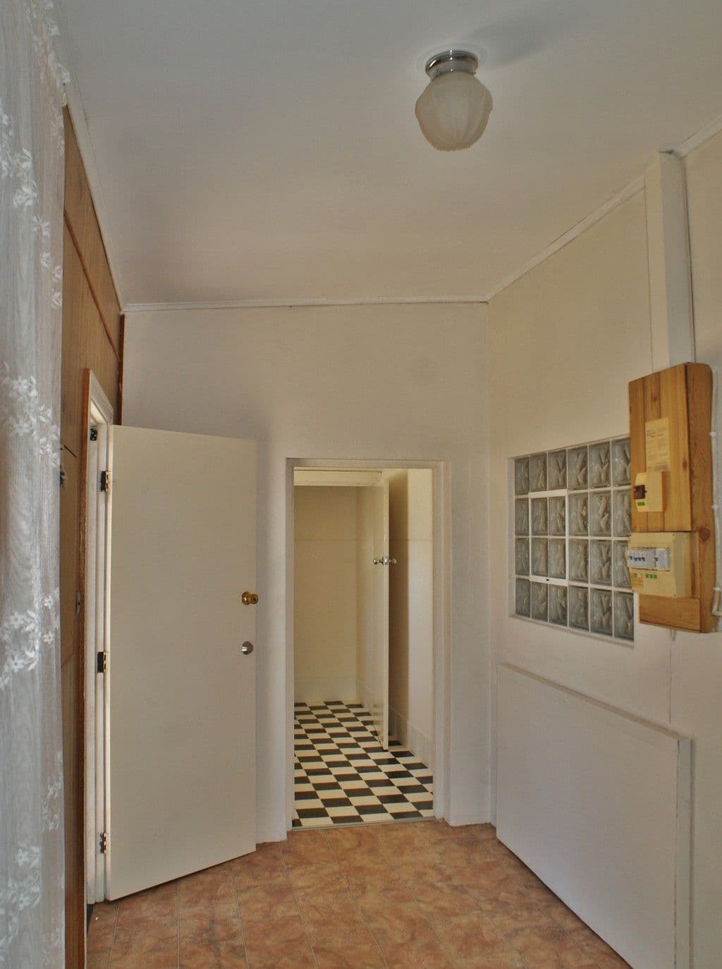 22 Joyce Street, Murray Bridge SA 5253, Murray Bridge - Thumbnail 2