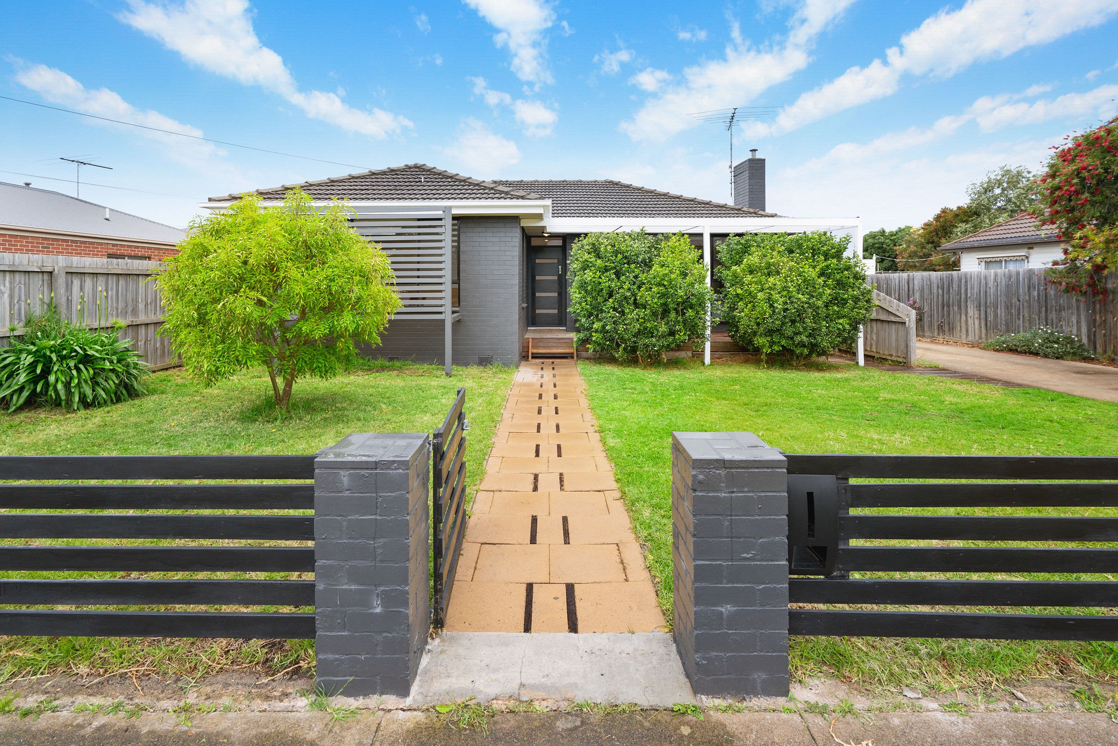 18 Curletts Road, Lara VIC 3212, Lara - Thumbnail 2