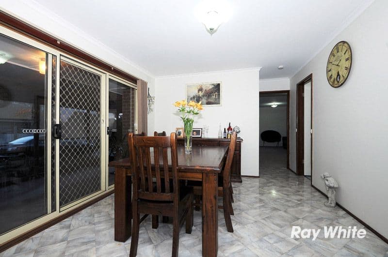 42 Mansfield Street, BERWICK VIC 3806, Berwick - Thumbnail 5