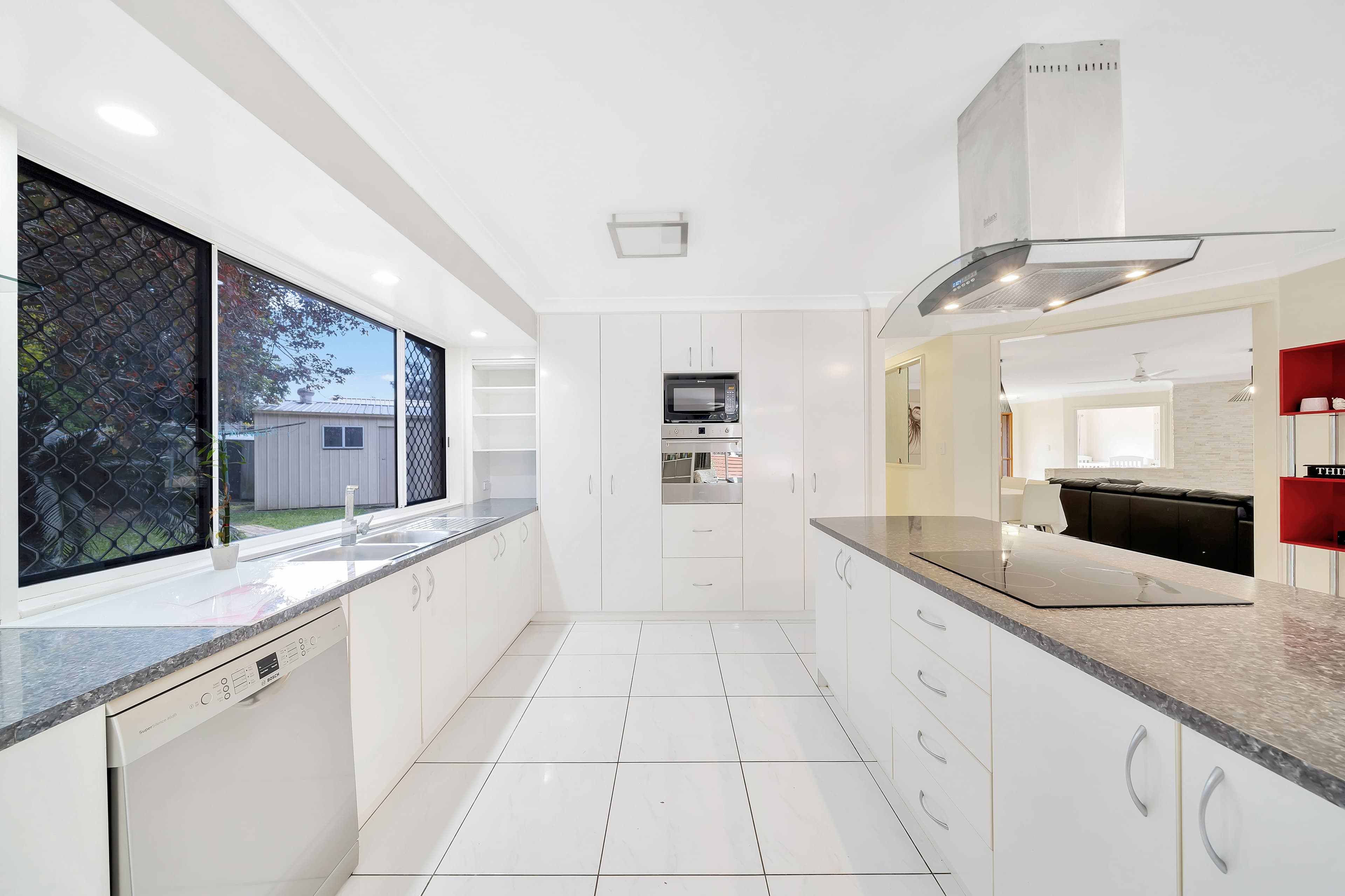 27 Lindau Street, Edens Landing QLD 4207, Edens Landing - Thumbnail 3