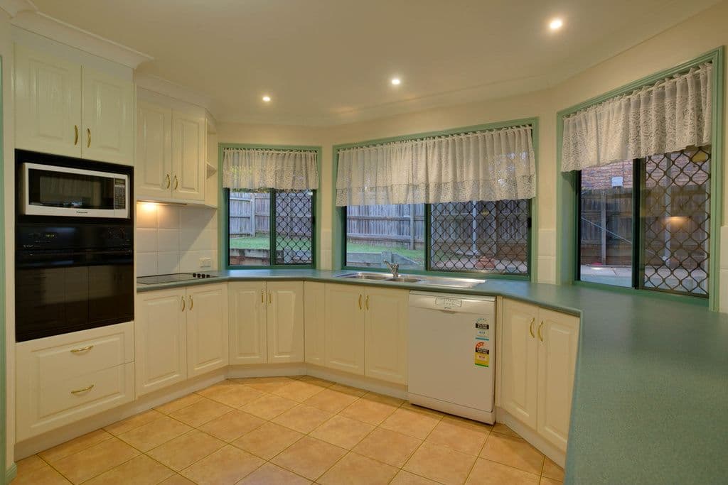 5 Hayley Street, Manly West QLD 4179, Manly West - Thumbnail 5