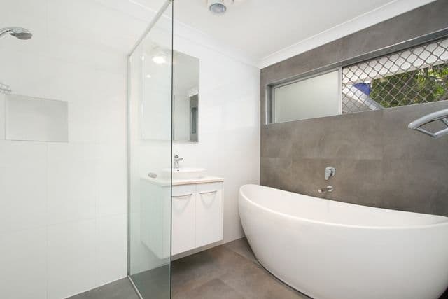 8 Belconnen Street, ROCHEDALE SOUTH QLD 4123, Rochedale South - Thumbnail 4