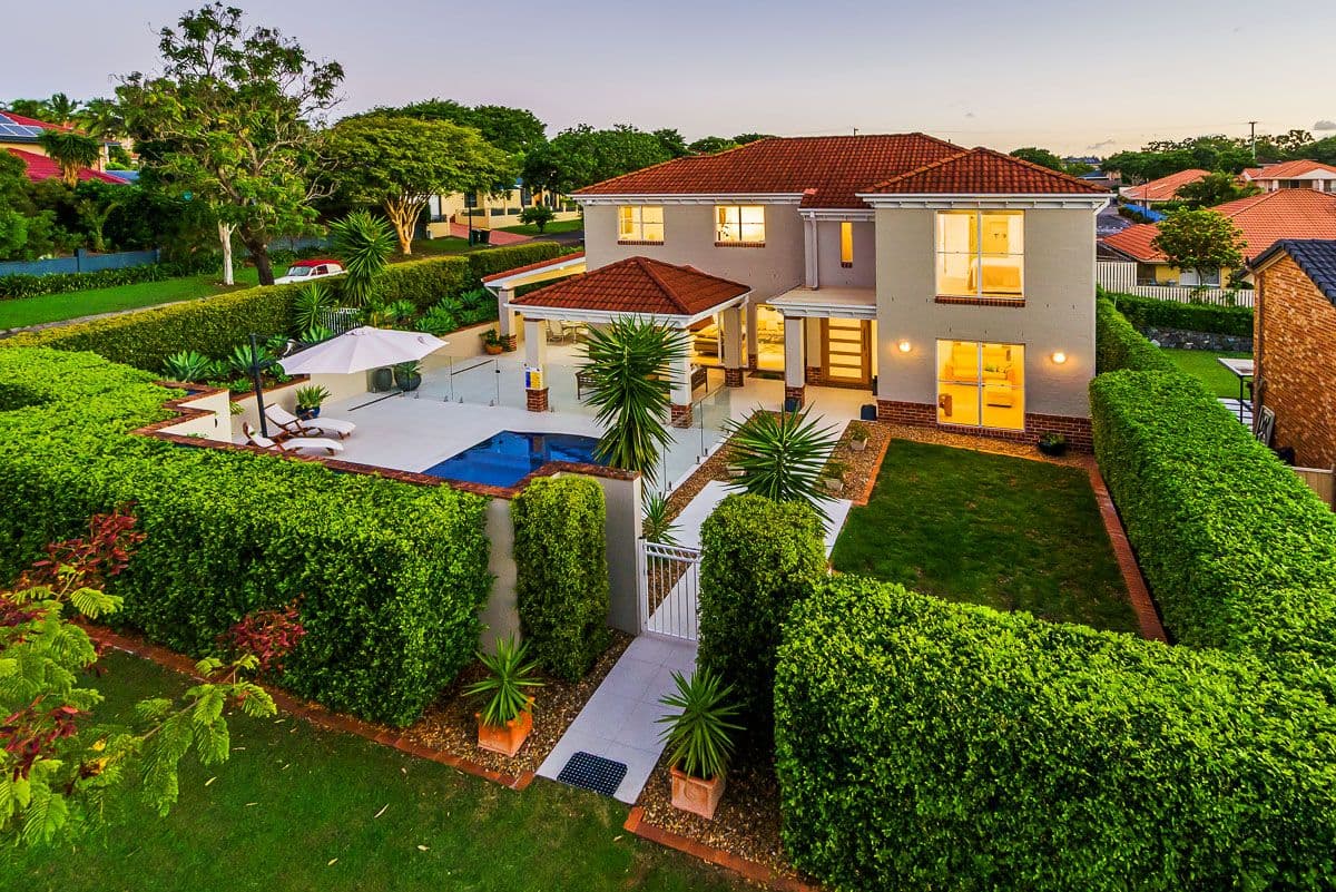 29 Coneyhurst Crescent, Carindale QLD 4152, Carindale - Image 1