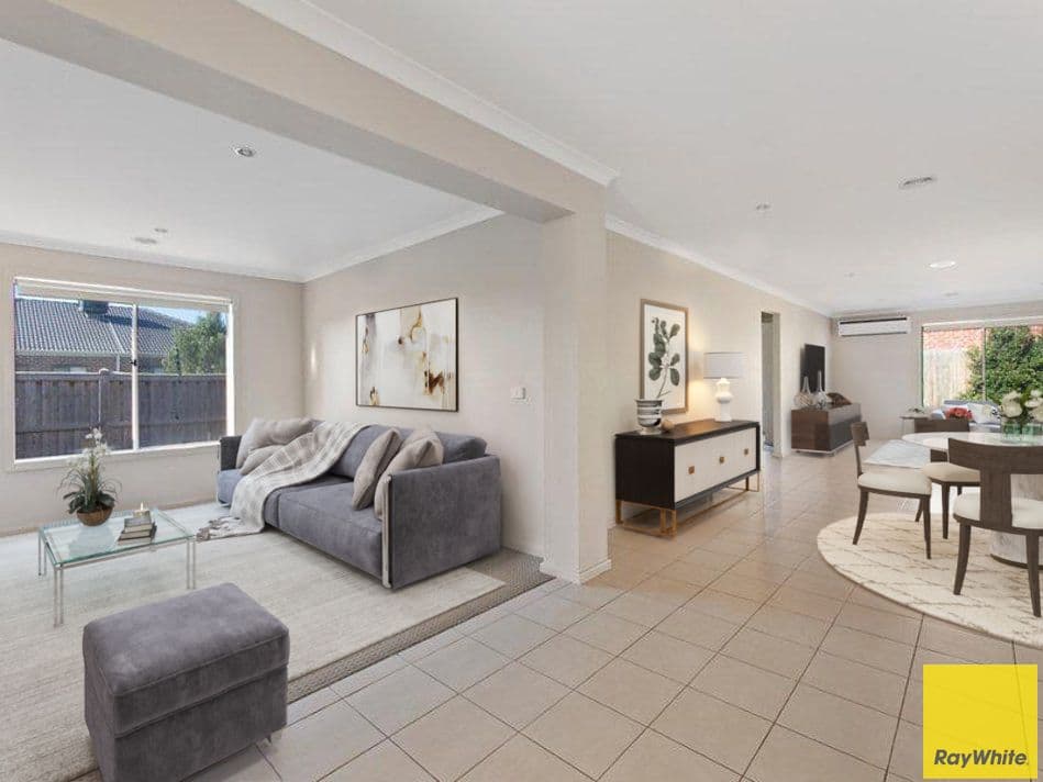 135 Featherbrook Drive, Point Cook VIC 3030, Point Cook - Thumbnail 3