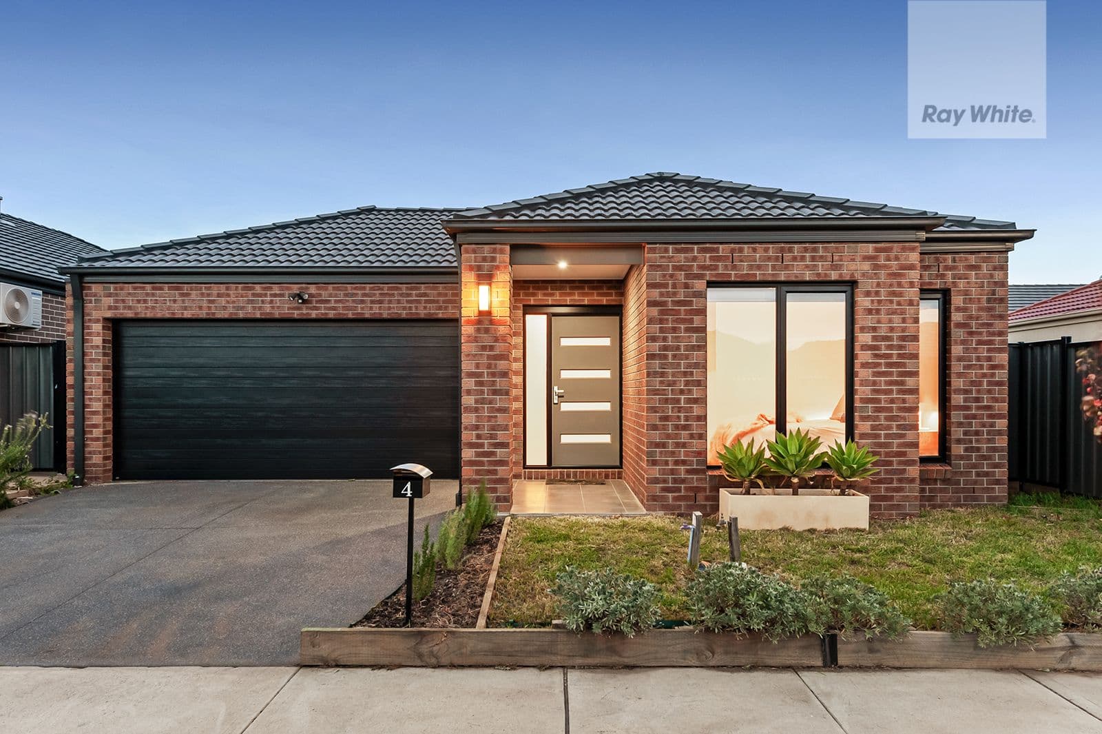 4 Mountleigh Circuit, Craigieburn VIC 3064, Craigieburn - Image 1