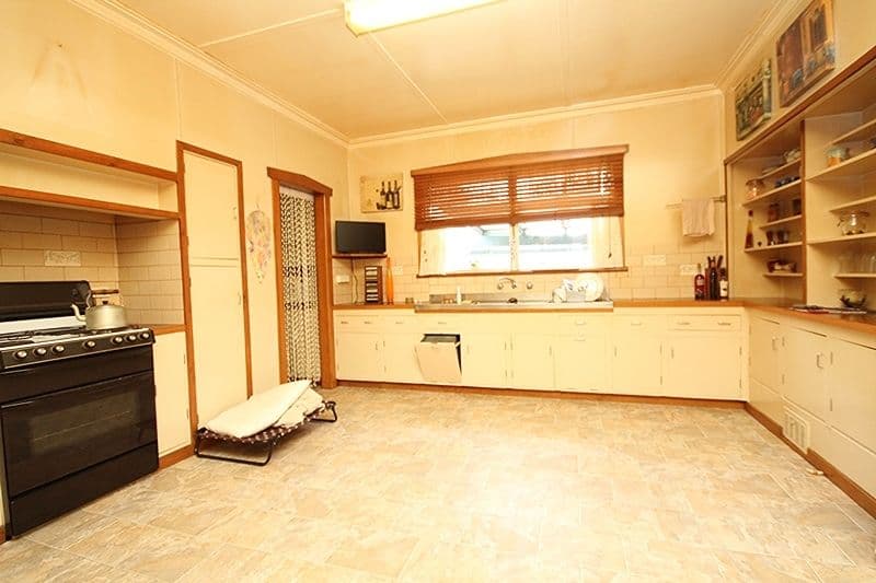 11 Bowden Street, Horsham VIC 3400, Horsham - Thumbnail 6