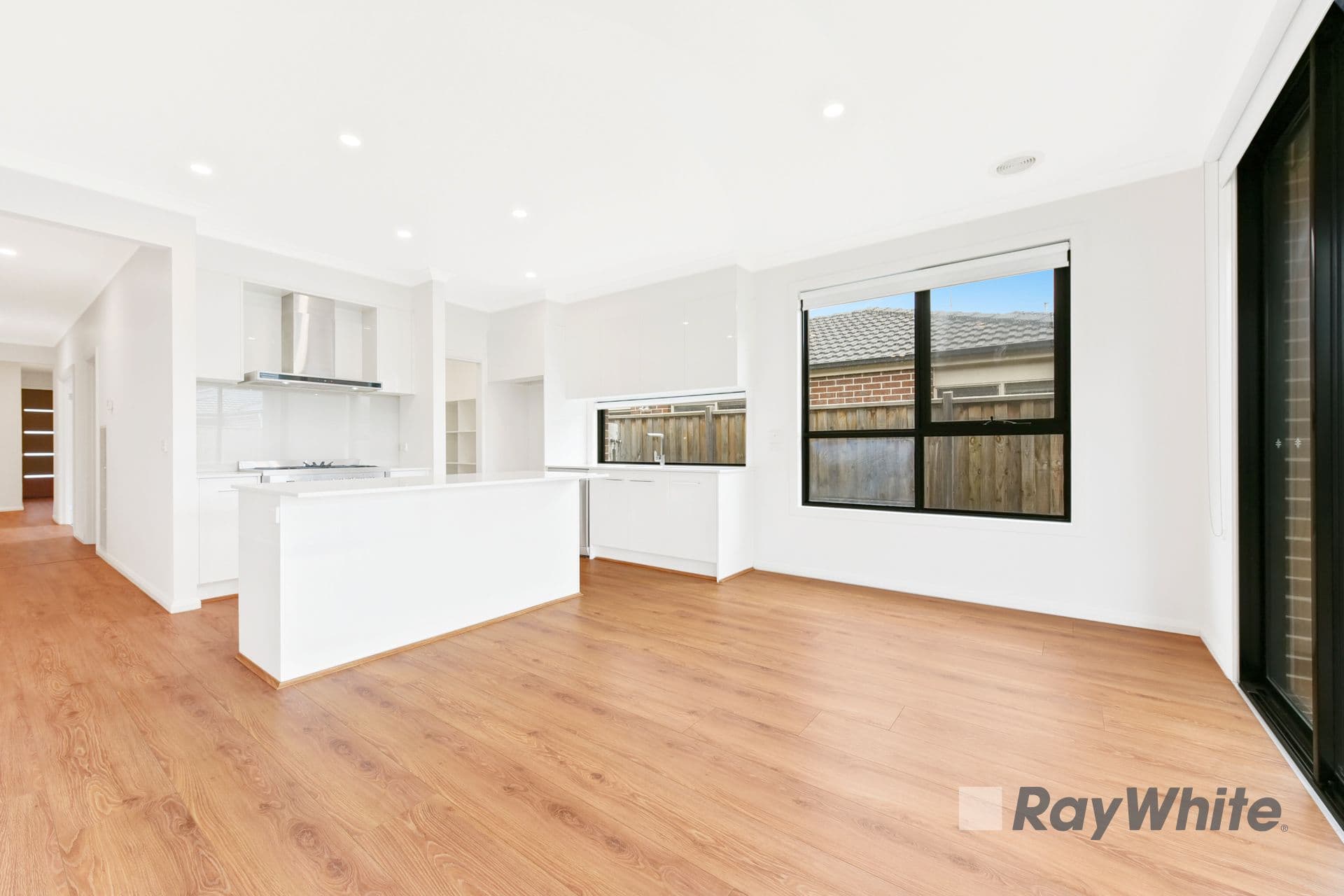 5 Hut Road, Clyde North VIC 3978, Clyde North - Thumbnail 4