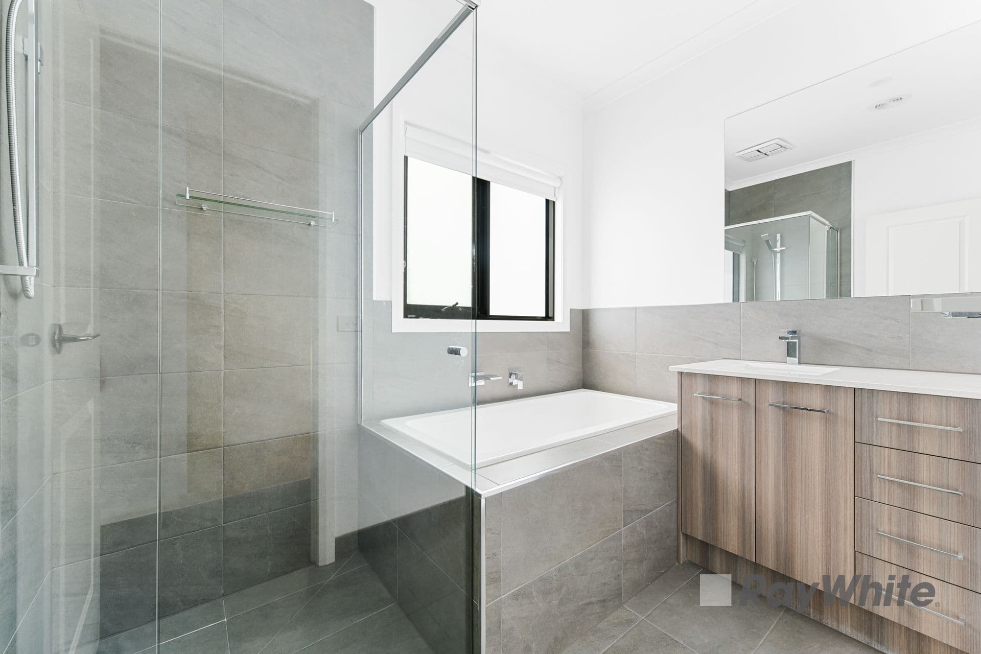 5 Hut Road, Clyde North VIC 3978, Clyde North - Thumbnail 8