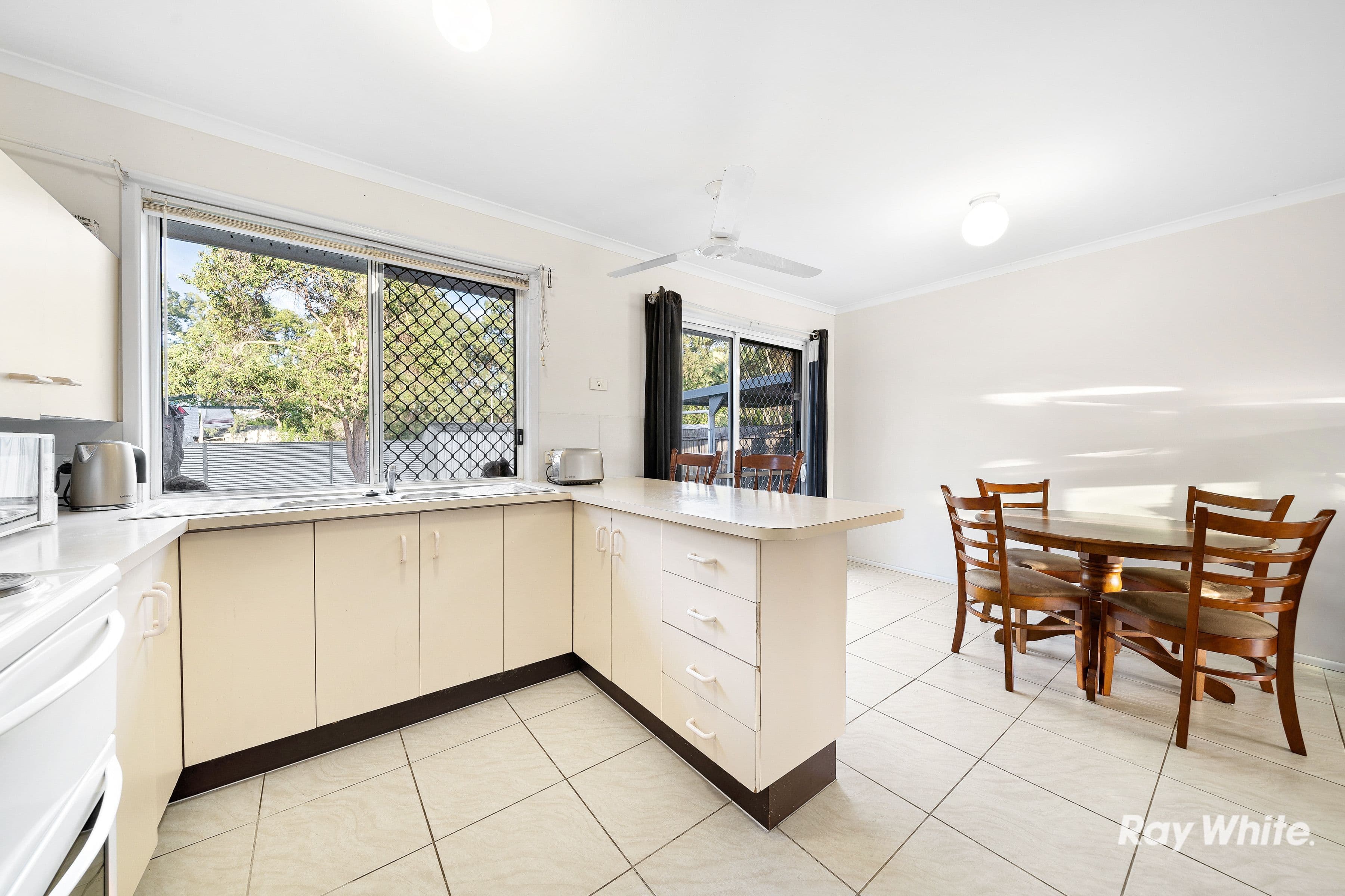18 Awoonga Street, Marsden QLD 4132, Marsden - Thumbnail 3