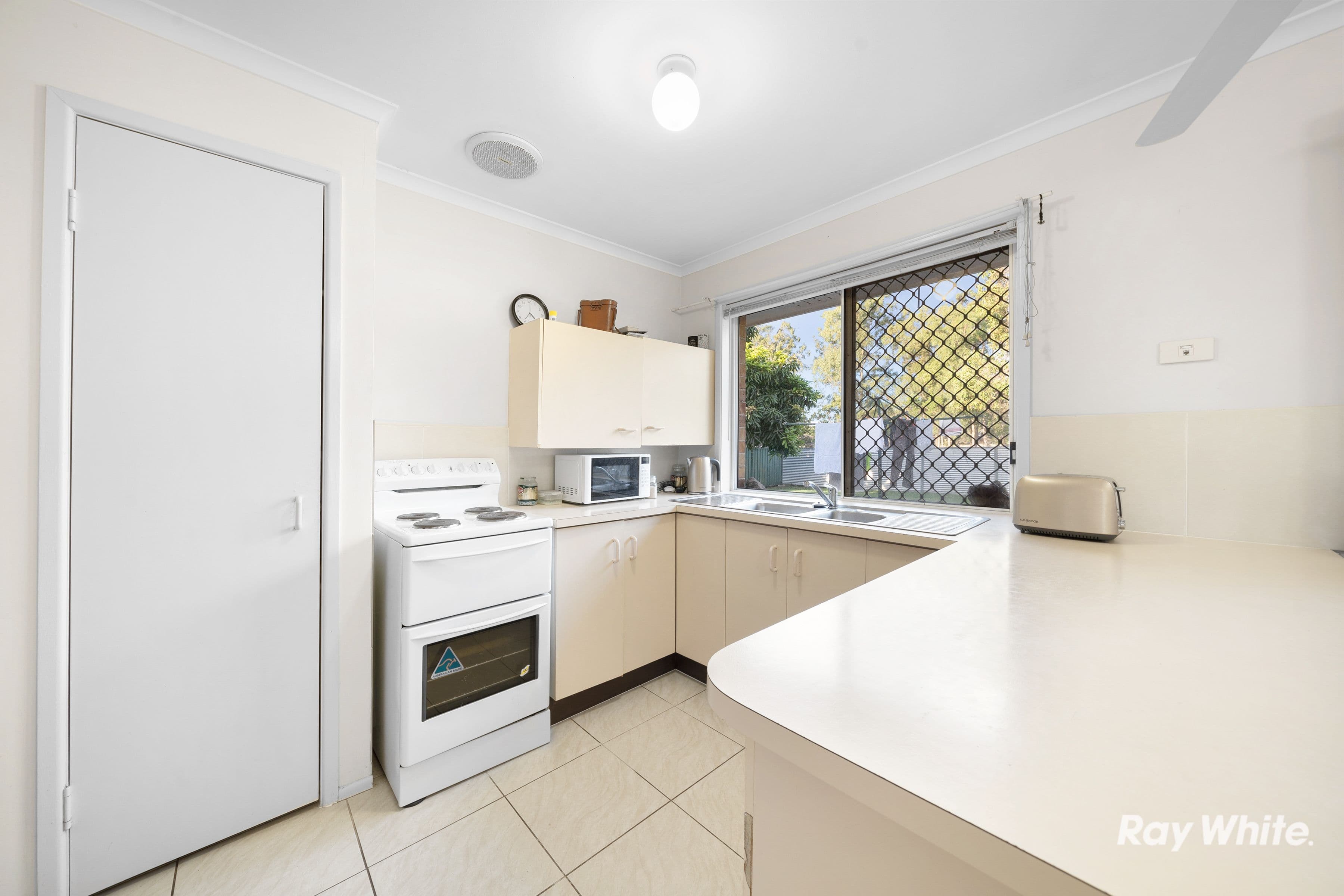 18 Awoonga Street, Marsden QLD 4132, Marsden - Thumbnail 4