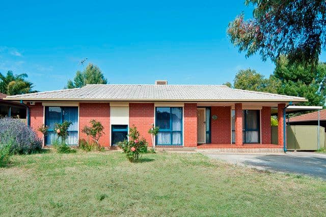 10 Baldina Crescent, CRAIGMORE SA 5114, Craigmore - Image 1