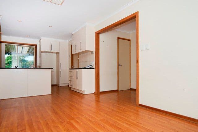 10 Baldina Crescent, CRAIGMORE SA 5114, Craigmore - Thumbnail 3