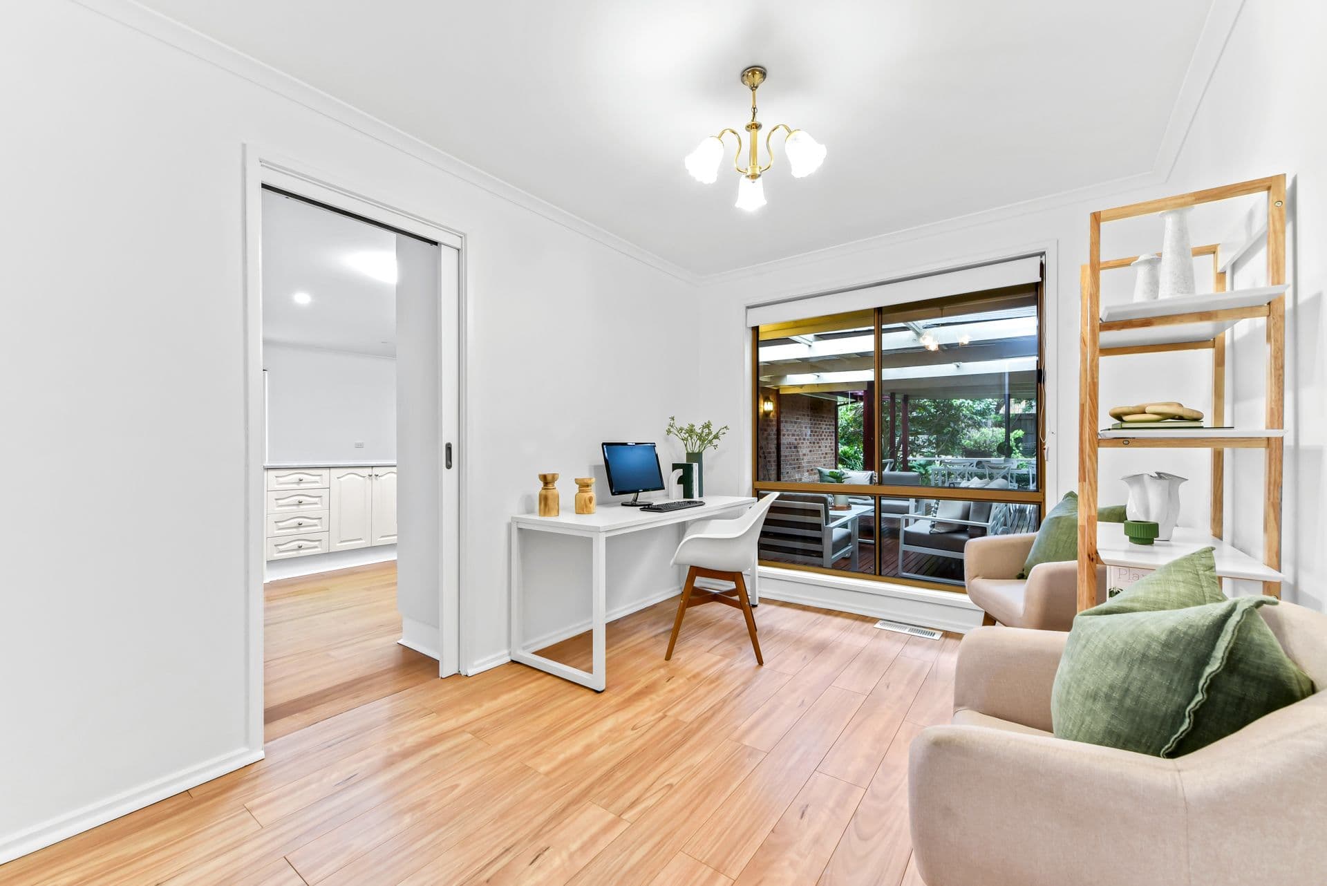 10 Denise Close, Rowville VIC 3178, Rowville - Thumbnail 3