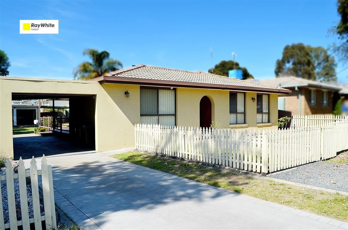 70 Sydney Street, Tumut NSW 2720, Tumut - Image 1