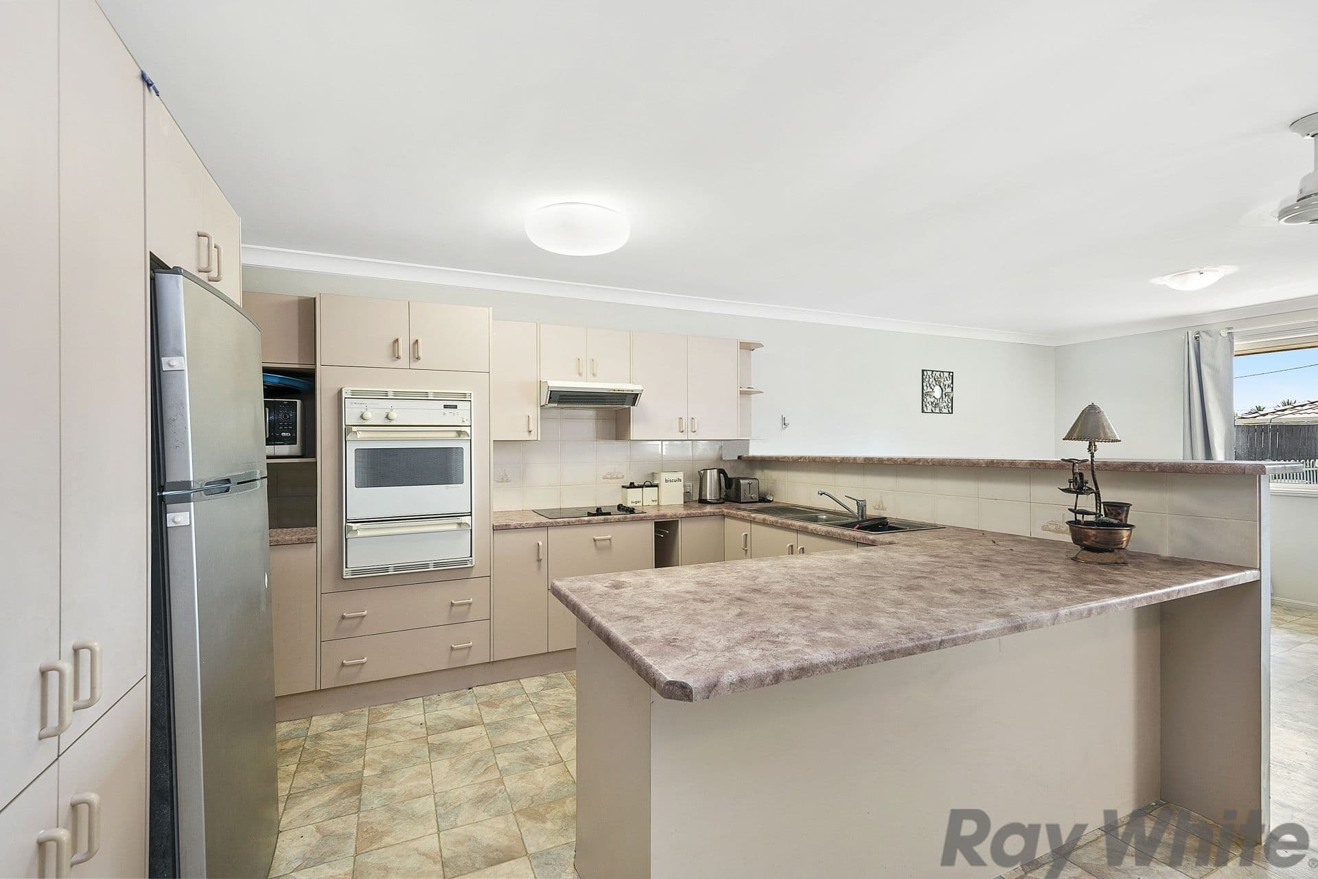 8 Gloria Court, Deception Bay QLD 4508, Deception Bay - Thumbnail 2