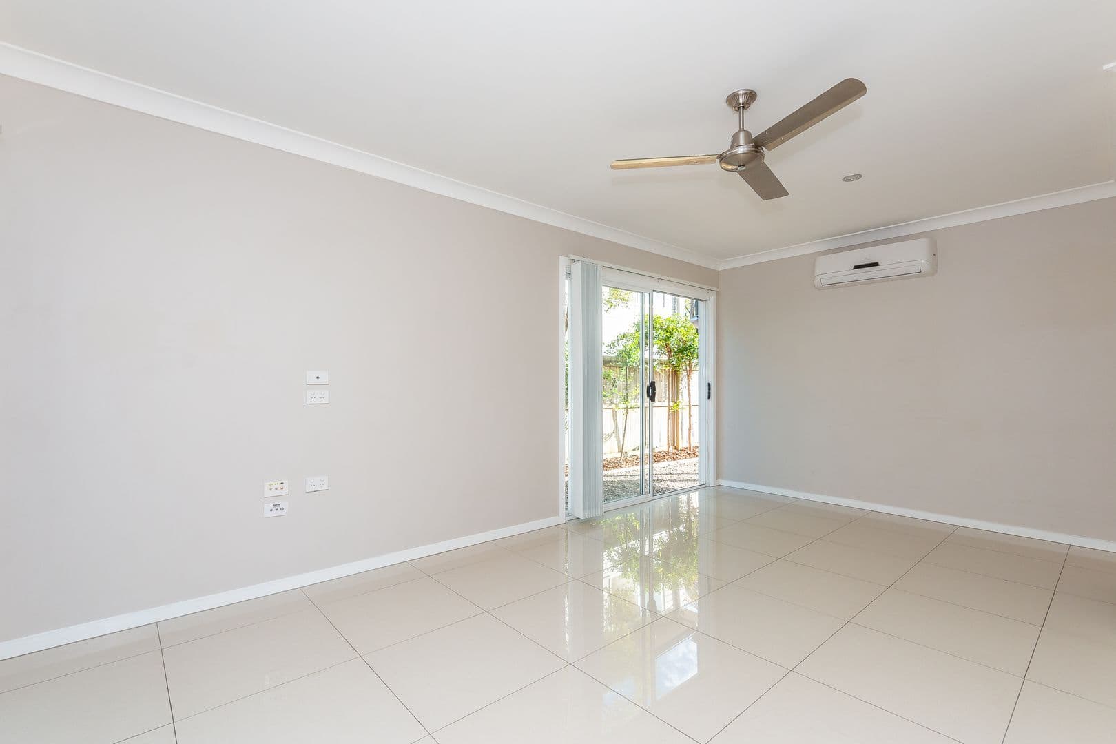 7 Grace Street, Scarborough QLD 4020, Scarborough - Thumbnail 5